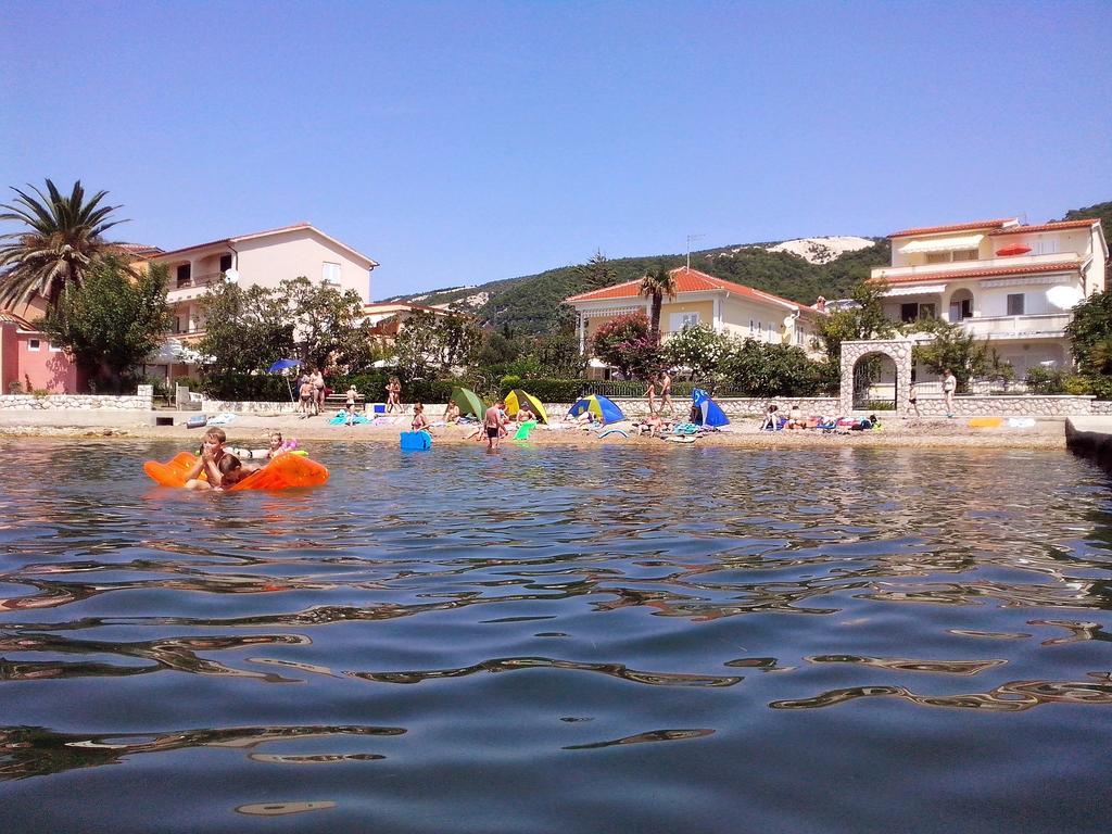 Apartments Antica Rab Town Bagian luar foto
