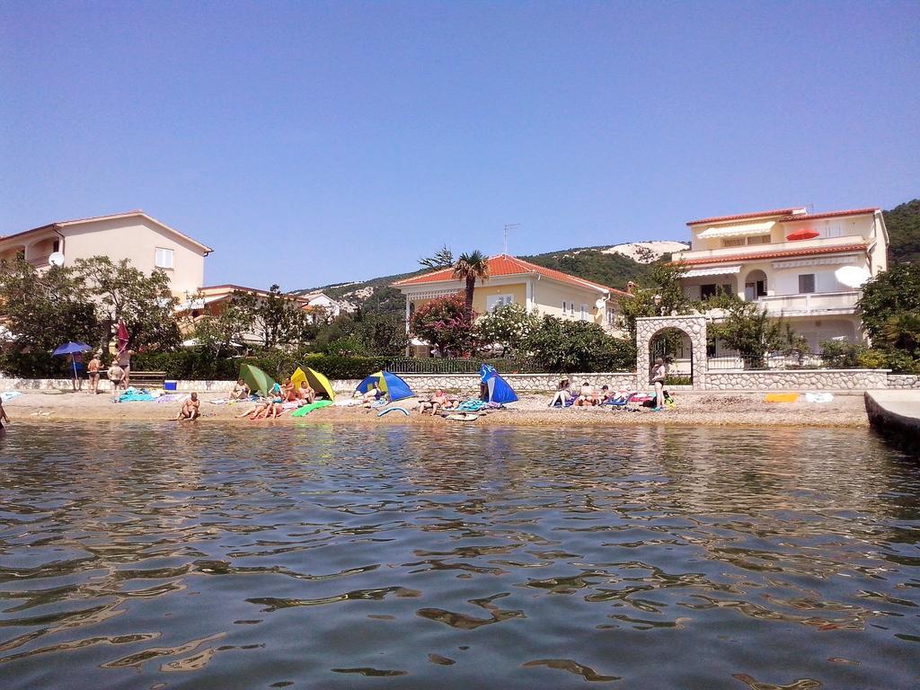 Apartments Antica Rab Town Bagian luar foto