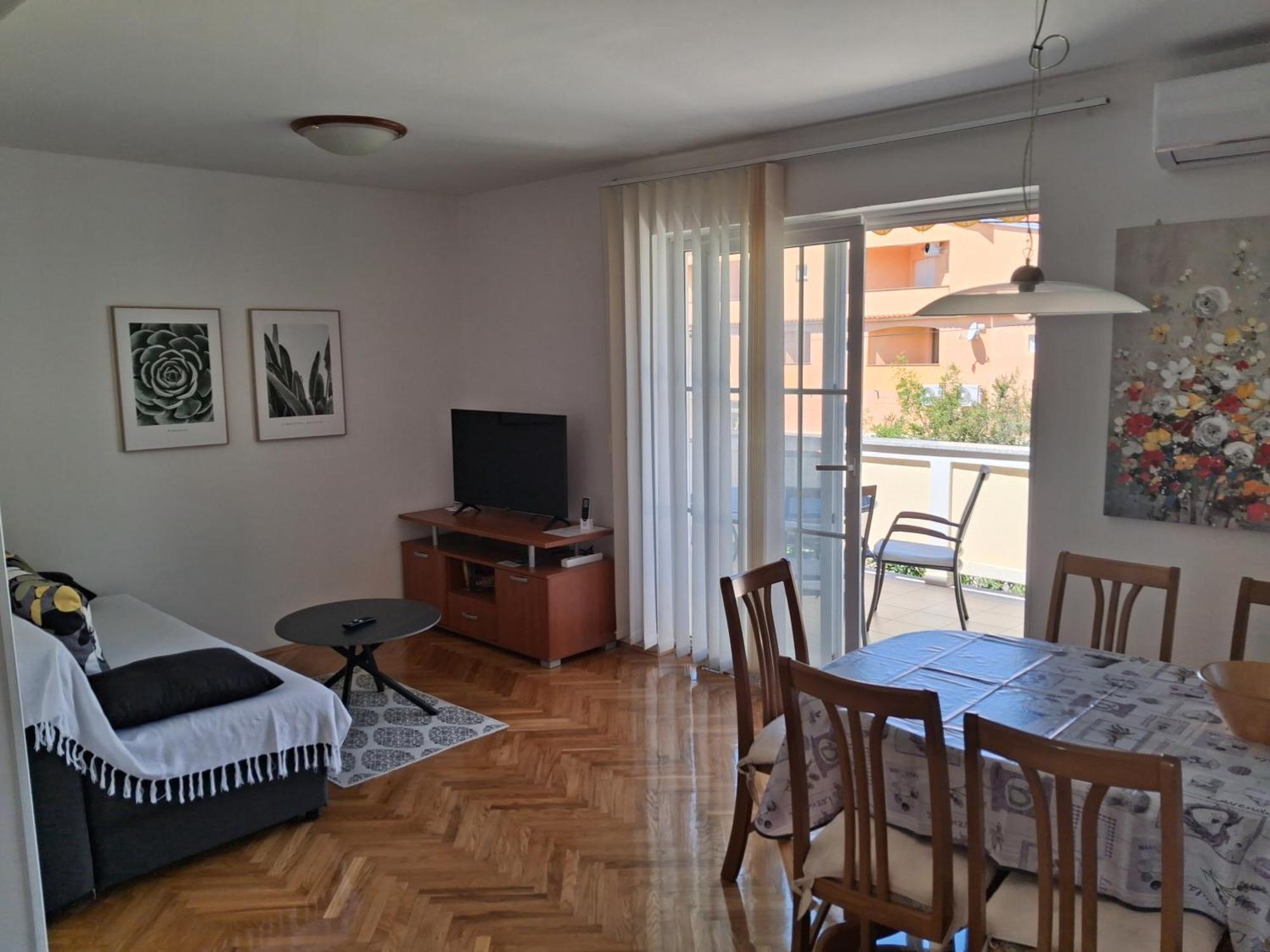 Apartments Antica Rab Town Bagian luar foto